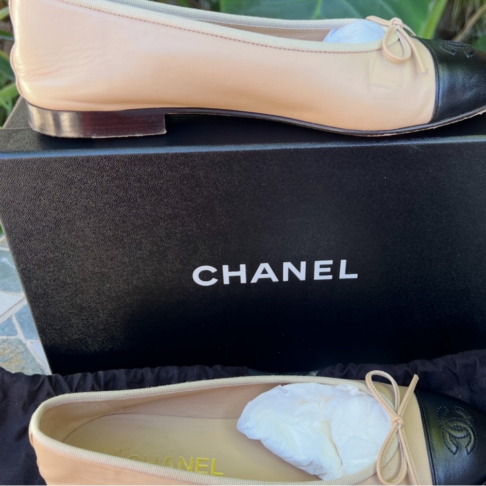 Chanel cap toe cc logo ballet flats classic beige & black - Picture 11 of 11